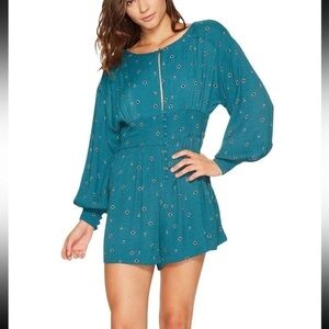 $128 NWT FREE PEOPLE Small LOVE GROWS LONG SLEEVE ROMPER GREEN COMBO